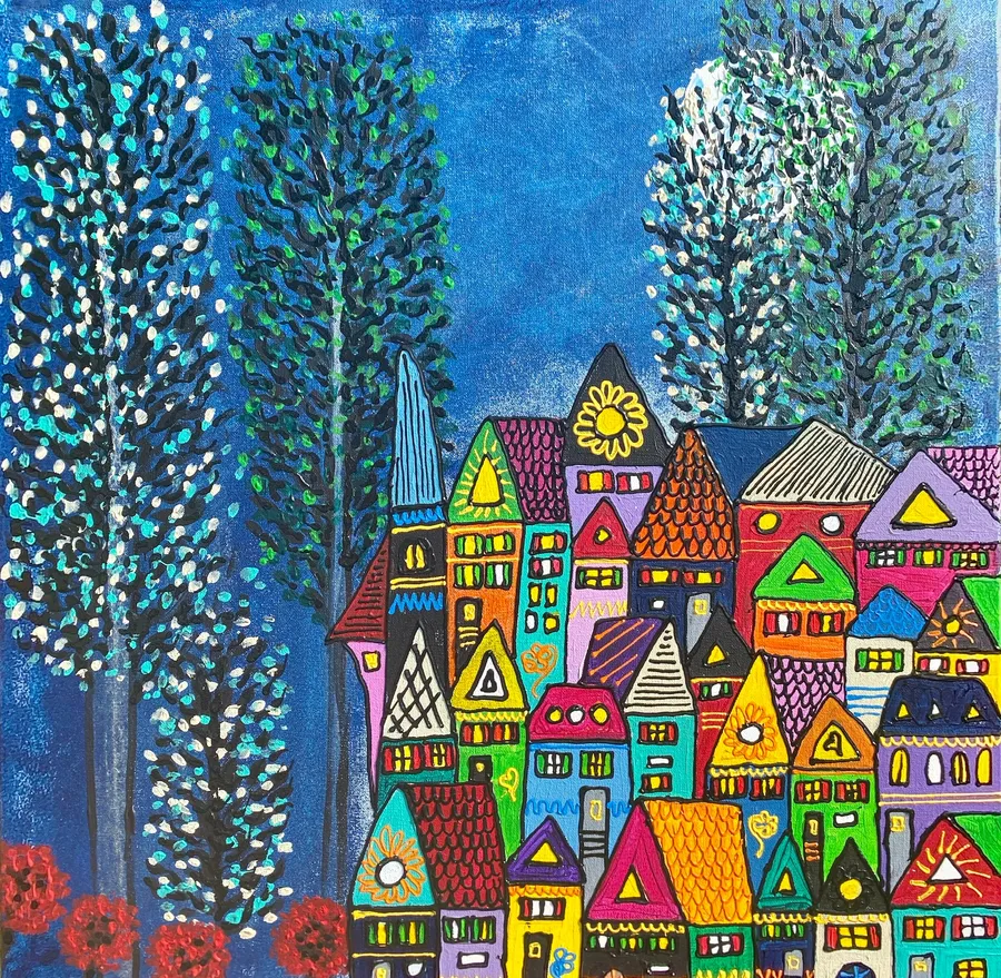 Peinture d'un village coloré entouré de grands arbres bleus sur fond bleu nuit